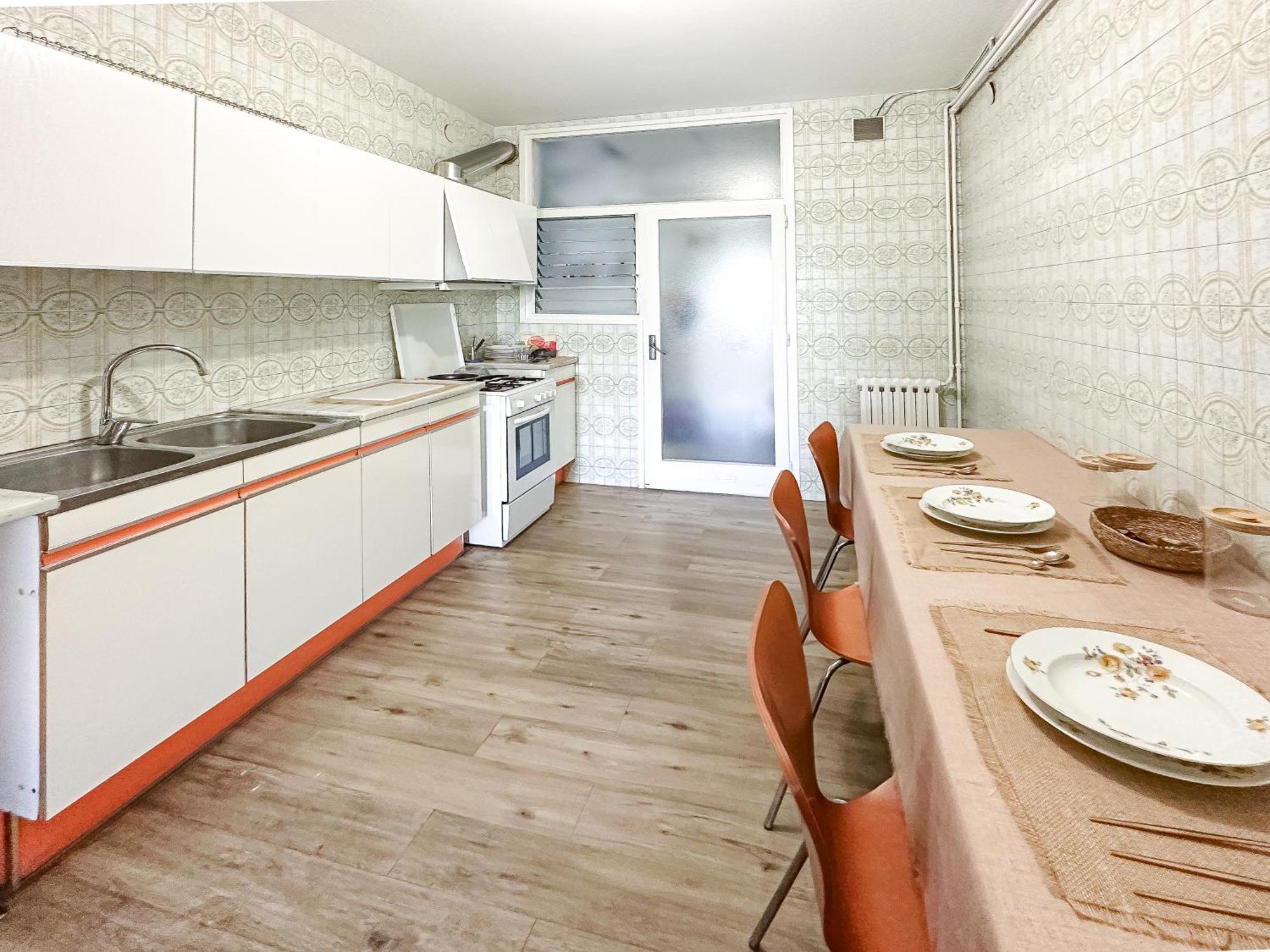 Lovely In Shared Gracia Neighborhood Appartement